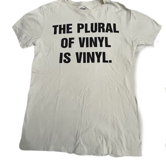 Cute Quirky T-shirt  - Picture 1 of 4